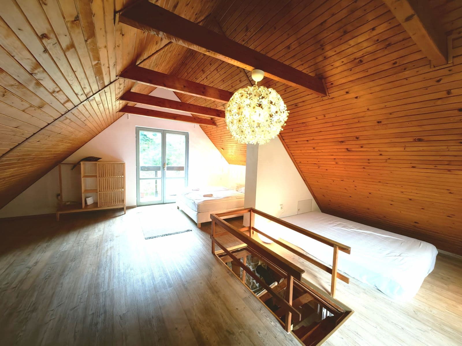 flat to rent, 200 m², Vatra, Petrov, Středočeský Region flat to rent, 200 m², Vatra, Petrov, Středočeský Region