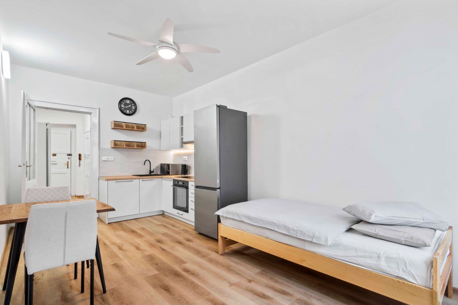Studio flat to rent, 27 m², Chvalova, Prague, Prague Studio flat to rent, 27 m², Chvalova, Prague, Prague