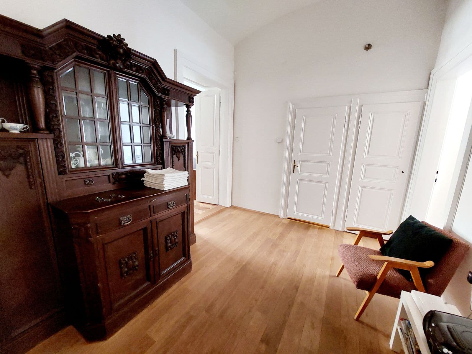 flat to rent, 84 m², Mánesova, Prague, Prague flat to rent, 84 m², Mánesova, Prague, Prague