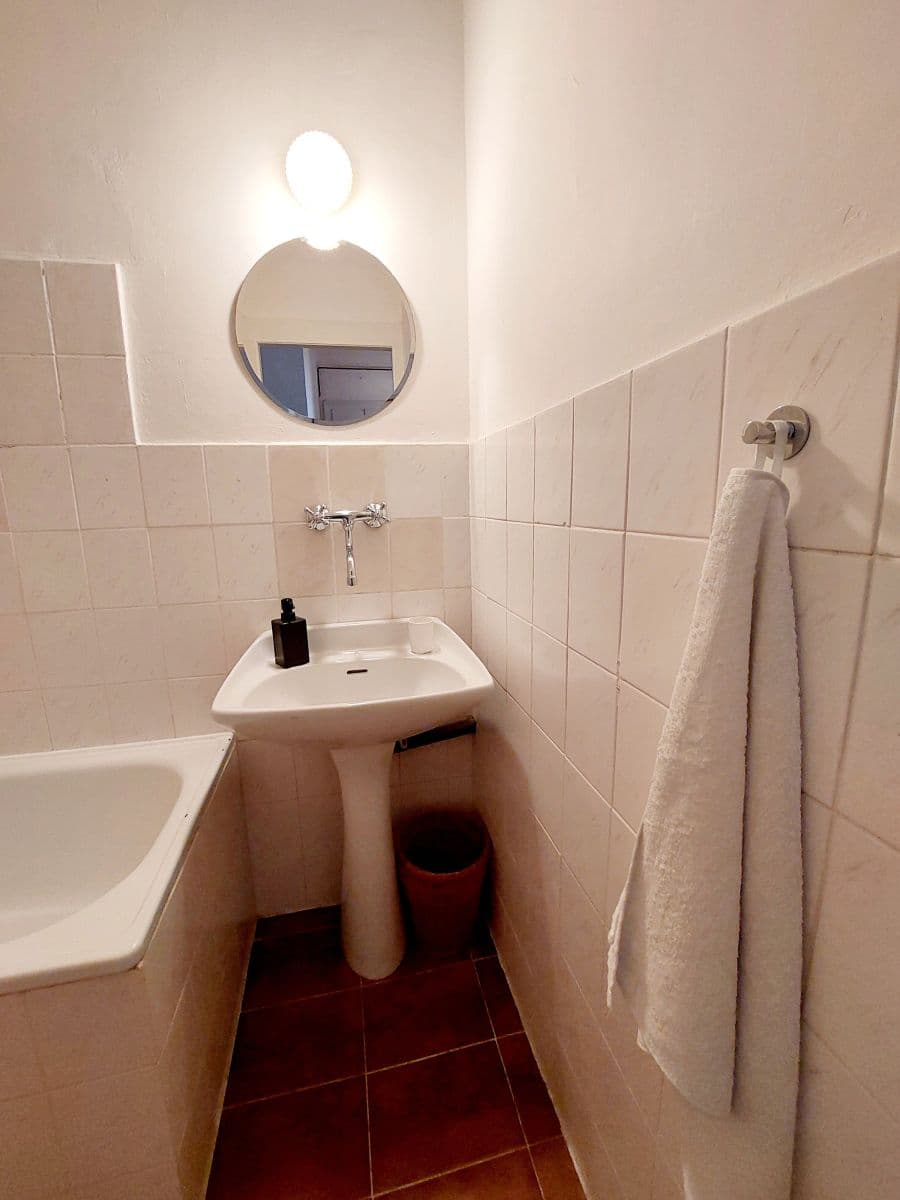 flat to rent, 84 m², Mánesova, Prague, Prague flat to rent, 84 m², Mánesova, Prague, Prague