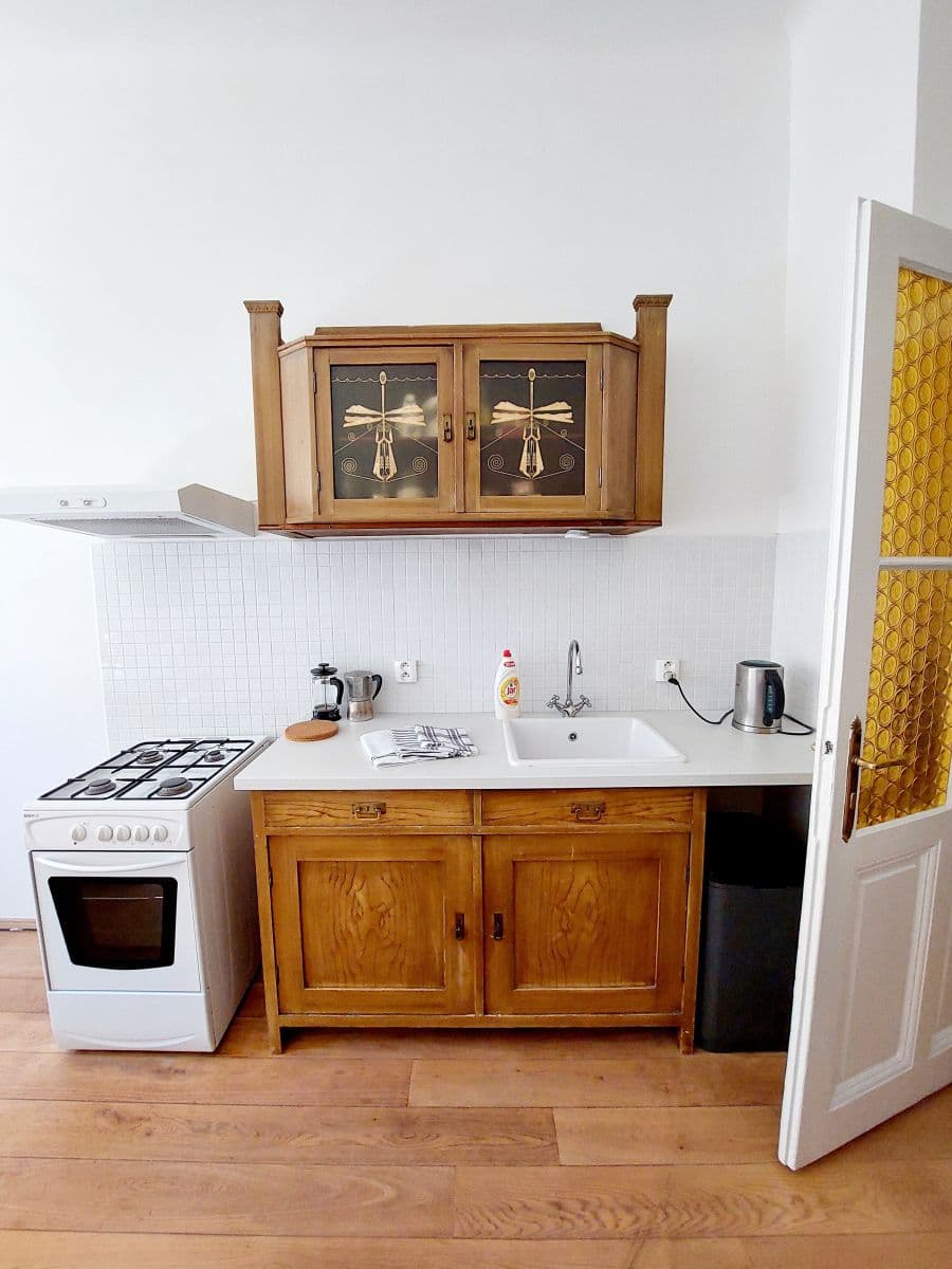 flat to rent, 84 m², Mánesova, Prague, Prague flat to rent, 84 m², Mánesova, Prague, Prague