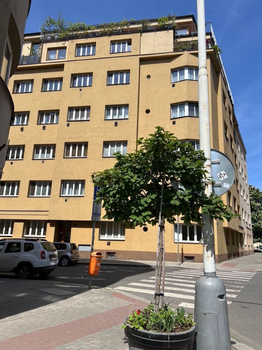 1 bedroom with open-plan kitchen flat to rent, 48 m², Andrštova, Prague, Prague 1 bedroom with open-plan kitchen flat to rent, 48 m², Andrštova, Prague, Prague