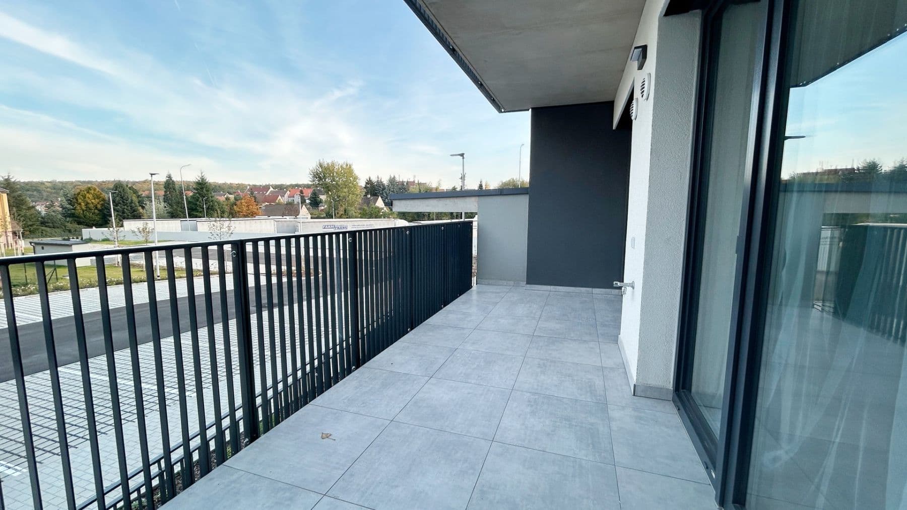 1 bedroom with open-plan kitchen flat to rent, 49 m², Ke křížku, Kladno, Středočeský Region 1 bedroom with open-plan kitchen flat to rent, 49 m², Ke křížku, Kladno, Středočeský Region