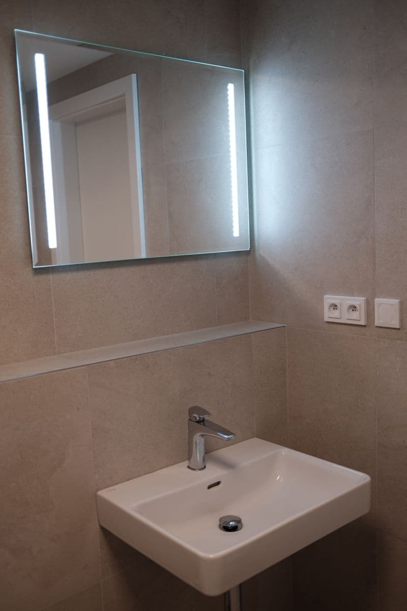 2 bedroom with open-plan kitchen flat to rent, 83 m², Hábova, Prague, Prague 2 bedroom with open-plan kitchen flat to rent, 83 m², Hábova, Prague, Prague