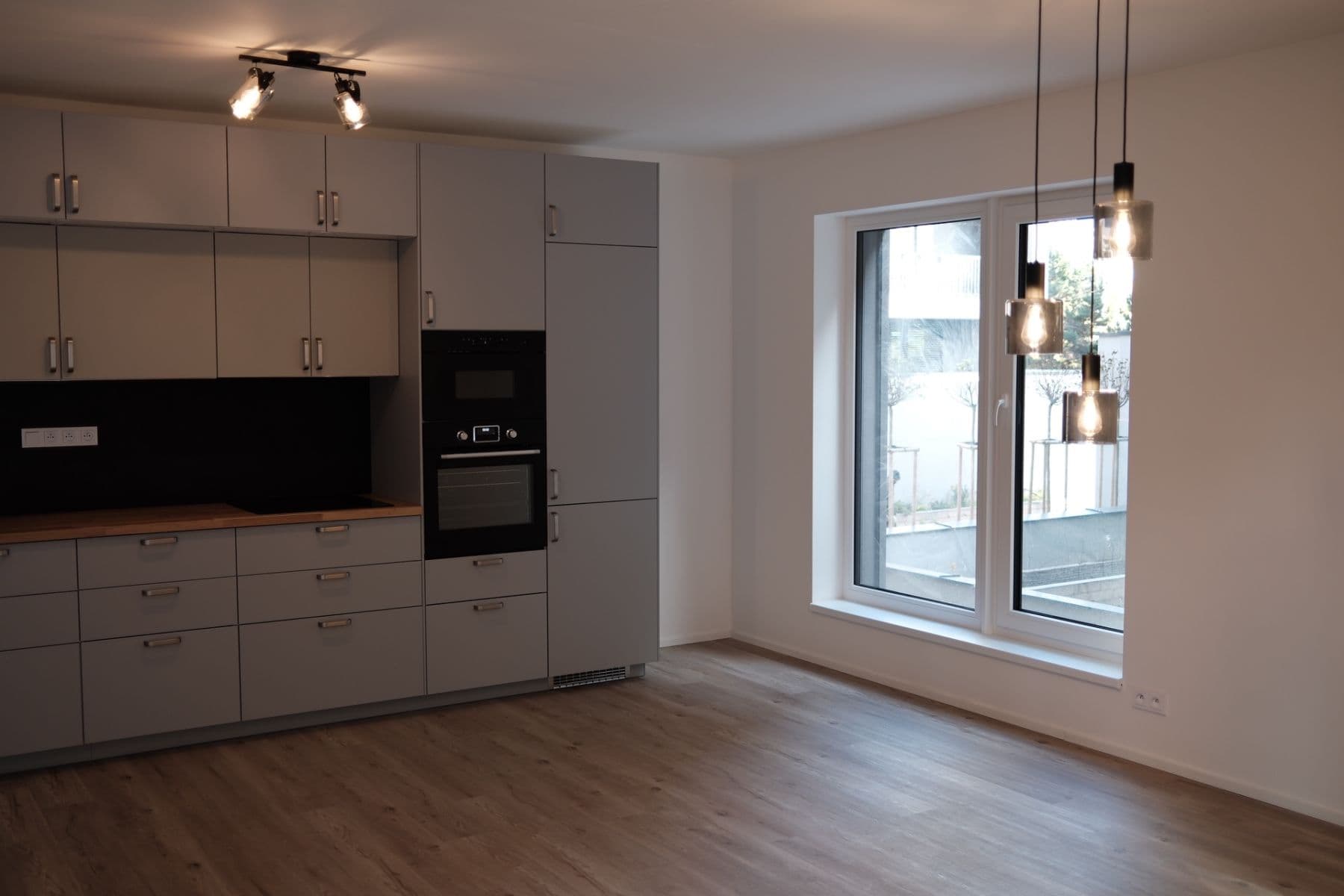 2 bedroom with open-plan kitchen flat to rent, 83 m², Hábova, Prague, Prague 2 bedroom with open-plan kitchen flat to rent, 83 m², Hábova, Prague, Prague