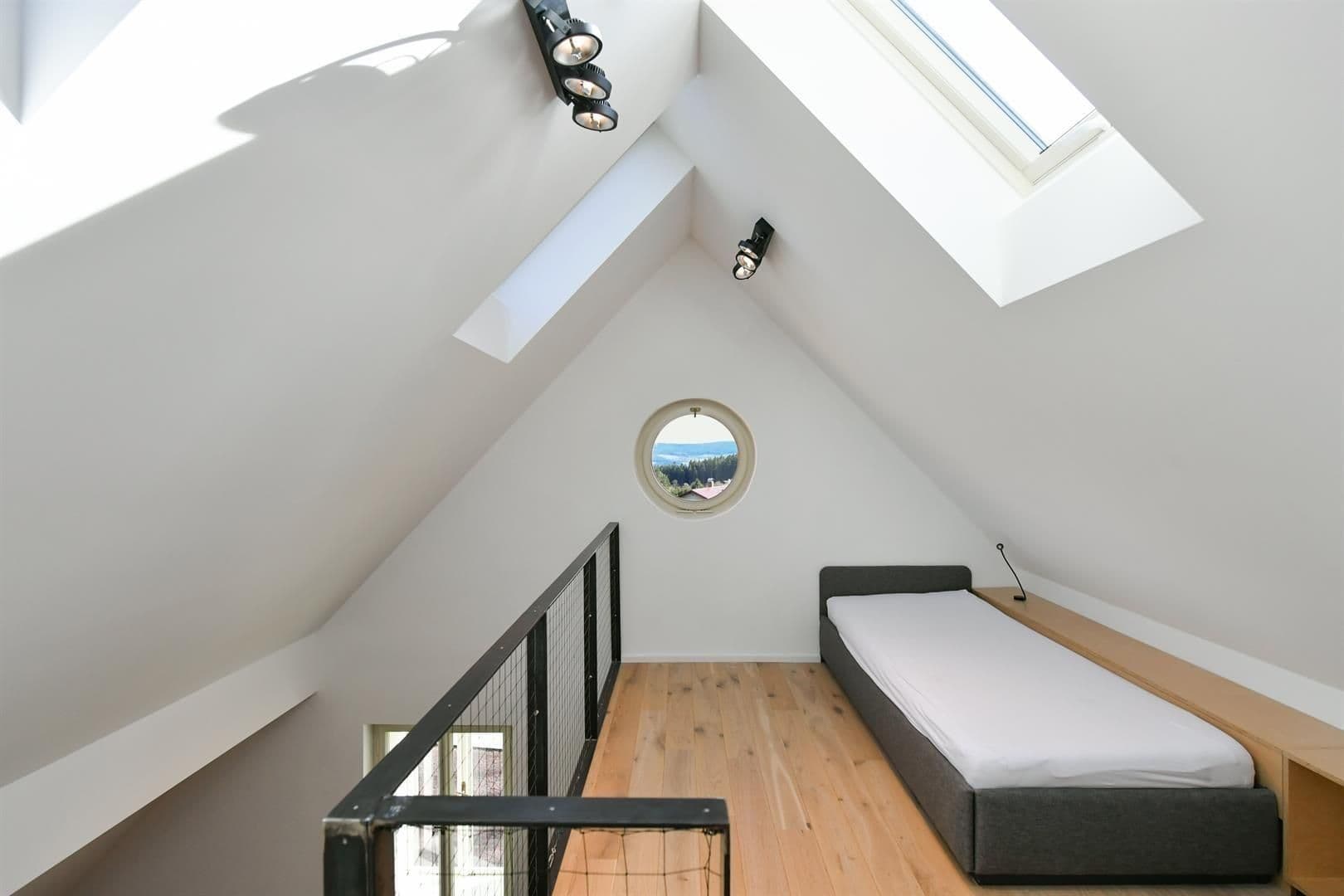 2 bedroom with open-plan kitchen flat to rent, 54 m², Vacov, Jihočeský Region 2 bedroom with open-plan kitchen flat to rent, 54 m², Vacov, Jihočeský Region