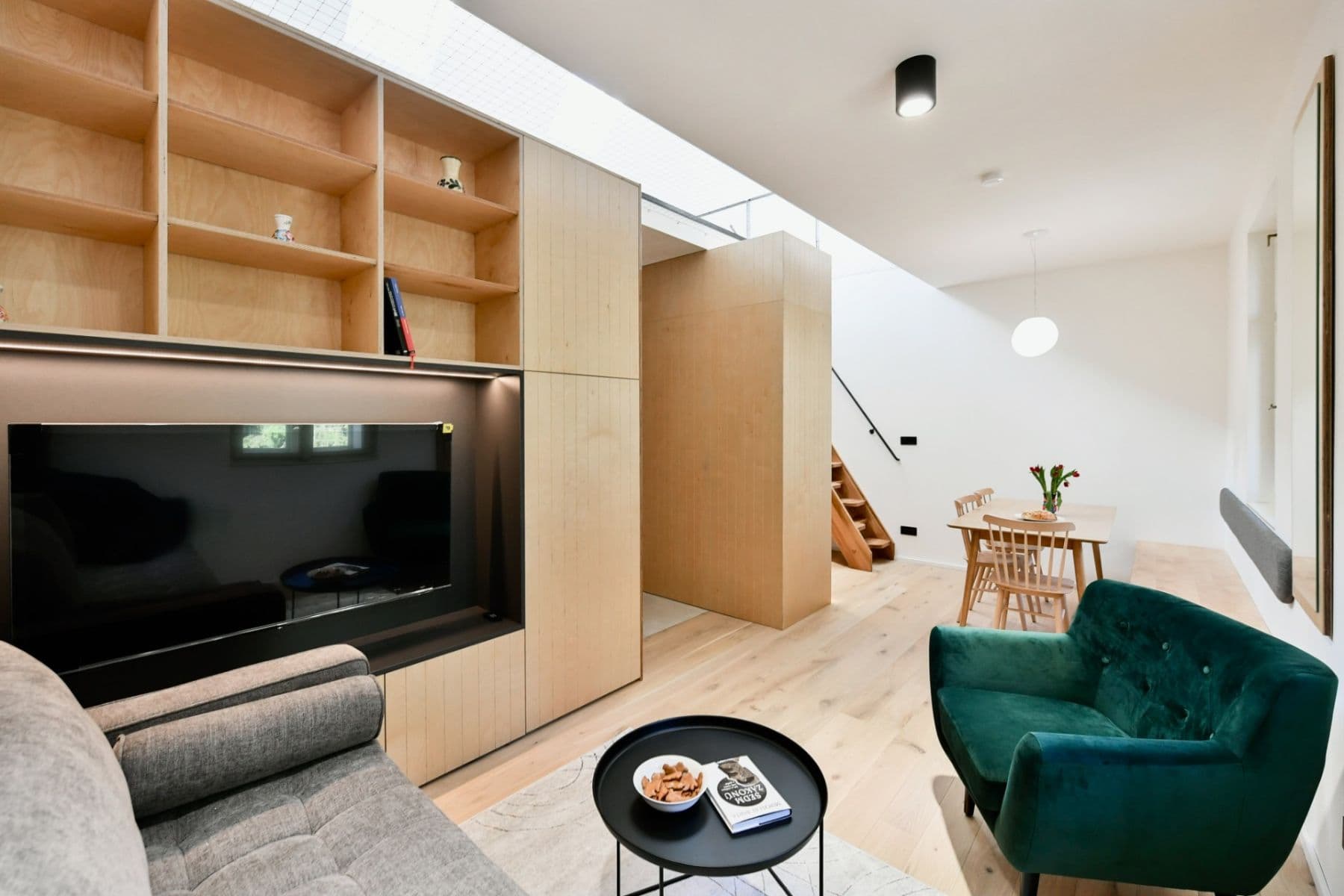1 bedroom with open-plan kitchen flat to rent, 44 m², Vacov, Jihočeský Region 1 bedroom with open-plan kitchen flat to rent, 44 m², Vacov, Jihočeský Region