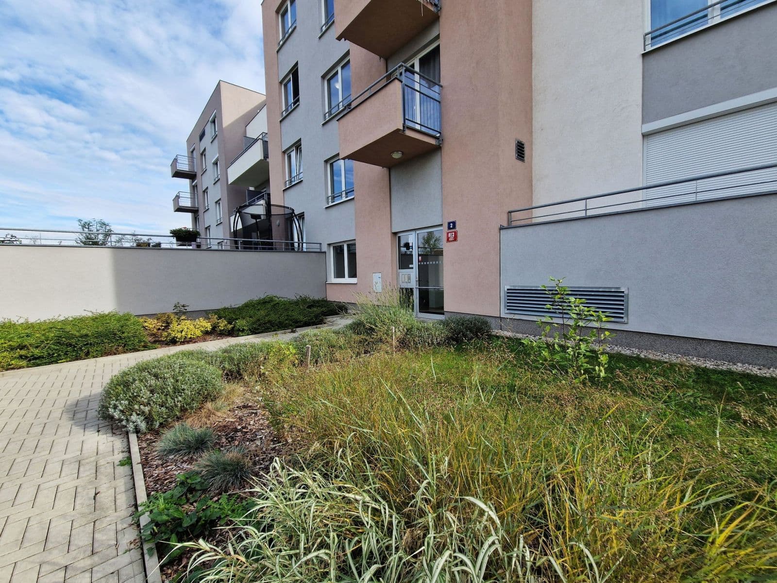 Studio flat to rent, 35 m², Hlučkova, Prague, Prague Studio flat to rent, 35 m², Hlučkova, Prague, Prague