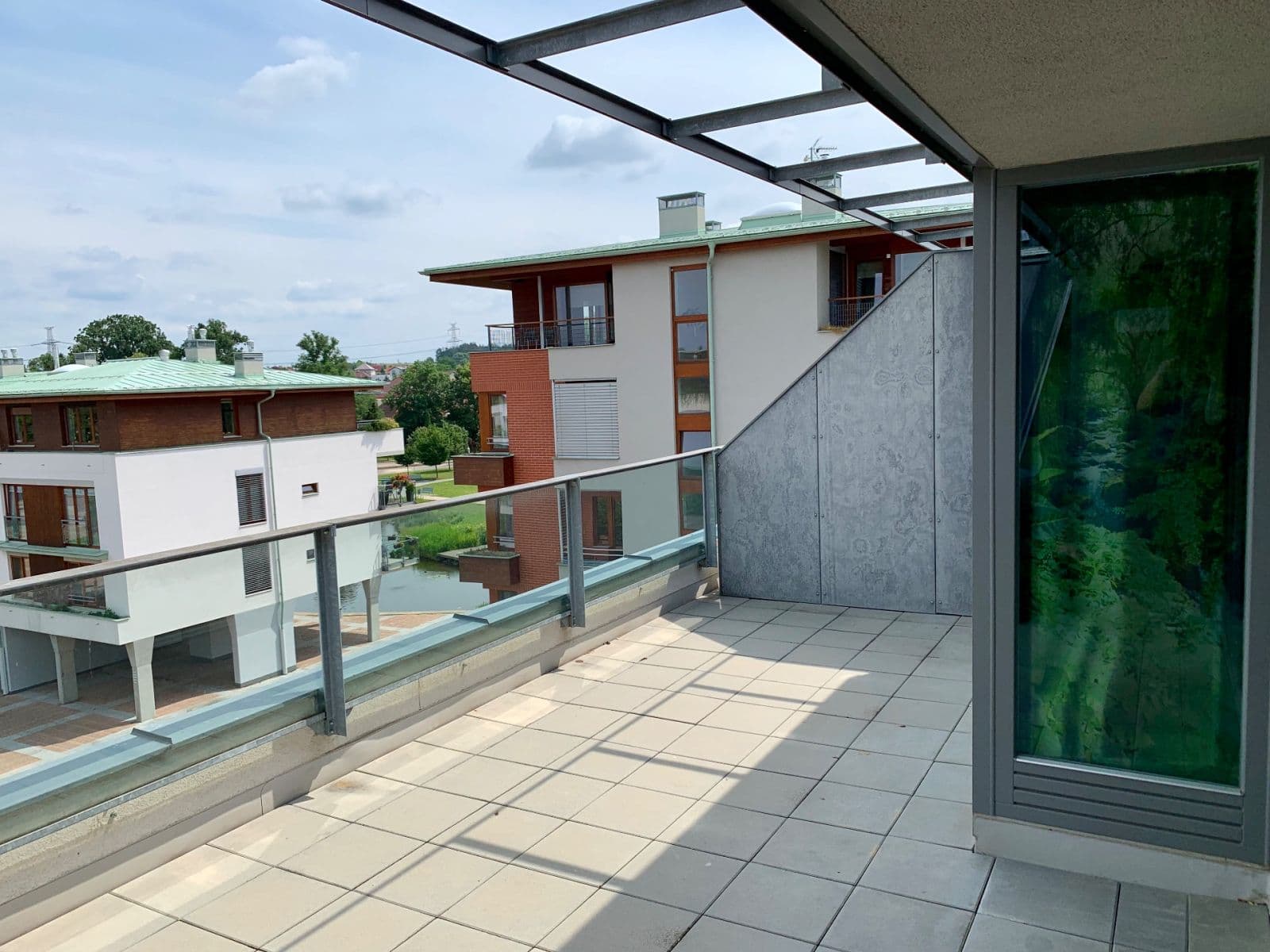 1 bedroom with open-plan kitchen flat for sale, 62 m², náměstí Na Sádkách, Dolní Břežany, Středočeský Region 1 bedroom with open-plan kitchen flat for sale, 62 m², náměstí Na Sádkách, Dolní Břežany, Středočeský Region