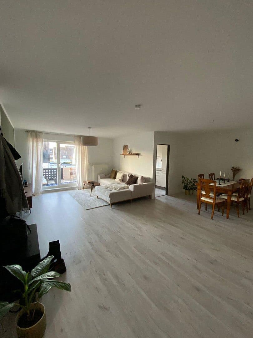 3 bedroom with open-plan kitchen flat to rent, 97 m², Hühnerheide 107, Dinslaken, North Rhine-Westphalia 3 bedroom with open-plan kitchen flat to rent, 97 m², Hühnerheide 107, Dinslaken, North Rhine-Westphalia