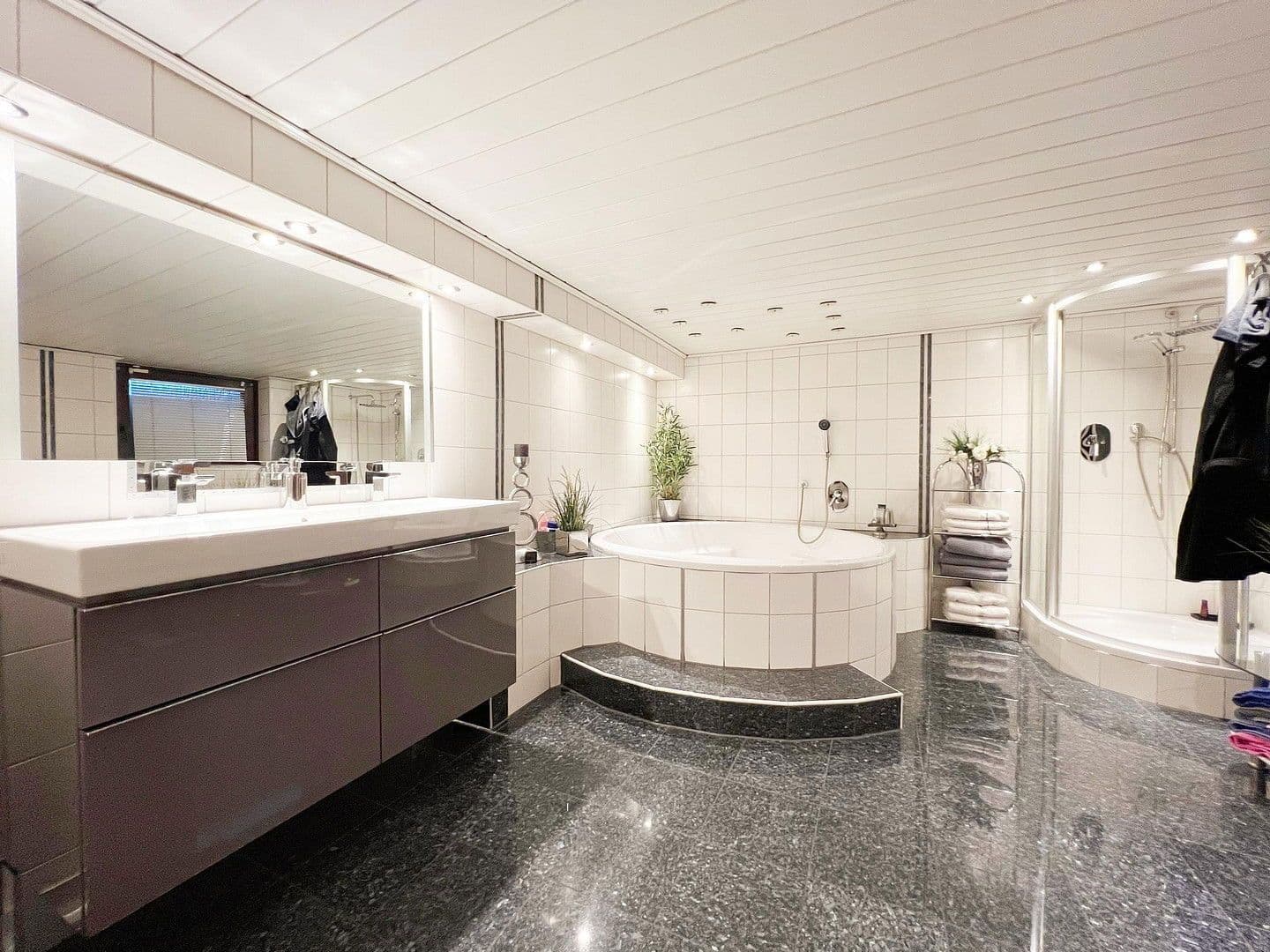 house for sale, 276 m², Duisburg, North Rhine-Westphalia house for sale, 276 m², Duisburg, North Rhine-Westphalia