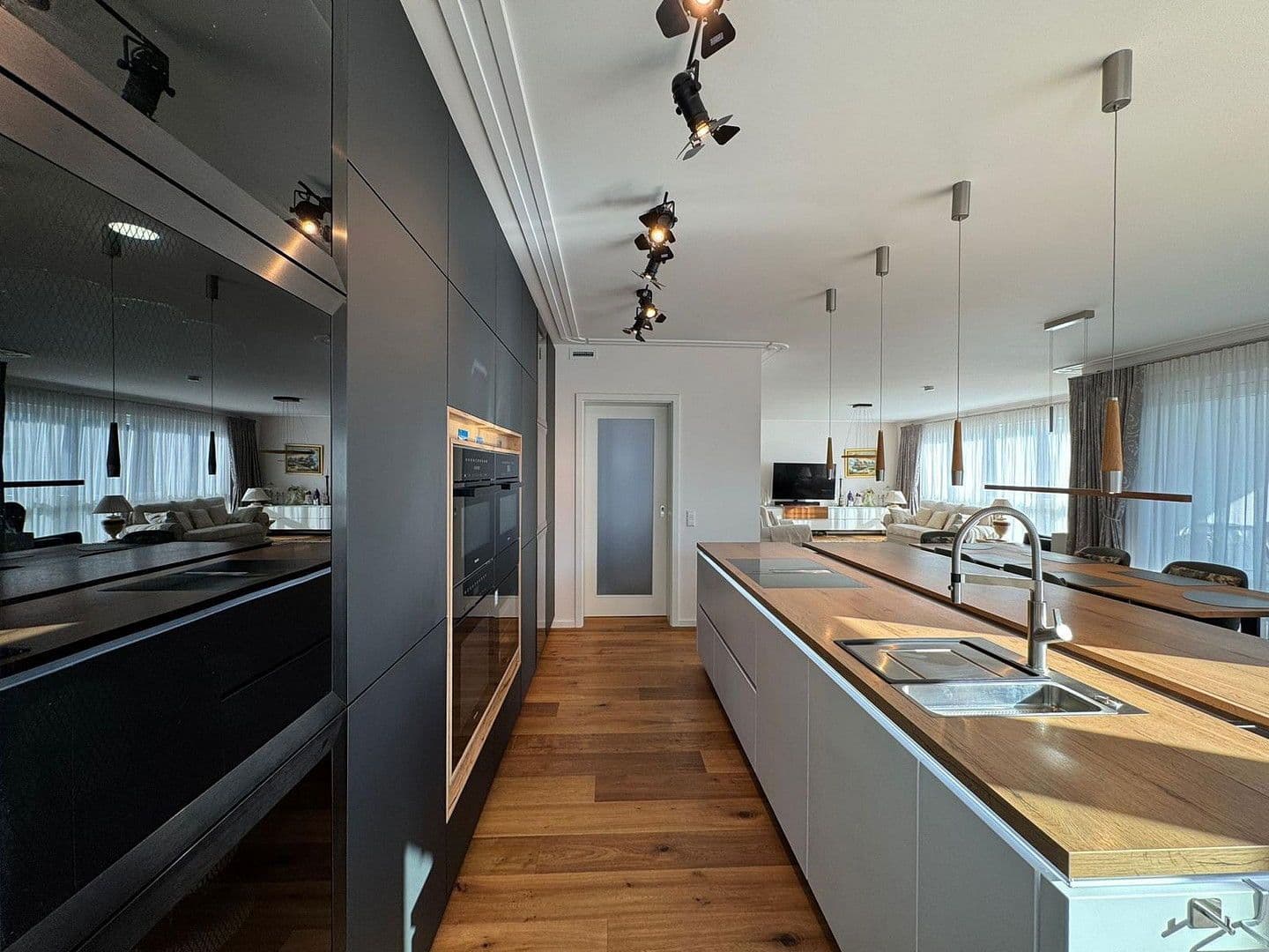 3 bedroom with open-plan kitchen flat for sale, 168 m², Backnang, Baden-Württemberg 3 bedroom with open-plan kitchen flat for sale, 168 m², Backnang, Baden-Württemberg