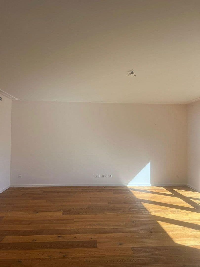 3 bedroom with open-plan kitchen flat for sale, 168 m², Backnang, Baden-Württemberg 3 bedroom with open-plan kitchen flat for sale, 168 m², Backnang, Baden-Württemberg