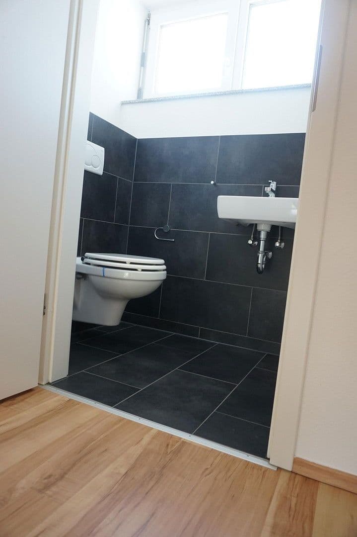 2 bedroom flat to rent, 99 m², Aldingen, Baden-Württemberg 2 bedroom flat to rent, 99 m², Aldingen, Baden-Württemberg