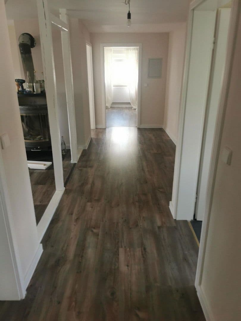 3 bedroom with open-plan kitchen flat for sale, 100 m², Crailsheim, Baden-Württemberg 3 bedroom with open-plan kitchen flat for sale, 100 m², Crailsheim, Baden-Württemberg