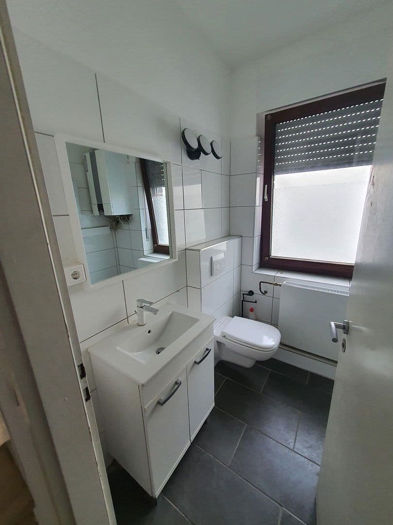 house for sale, 315 m², Kölnerstraße 186, Krefeld, North Rhine-Westphalia house for sale, 315 m², Kölnerstraße 186, Krefeld, North Rhine-Westphalia