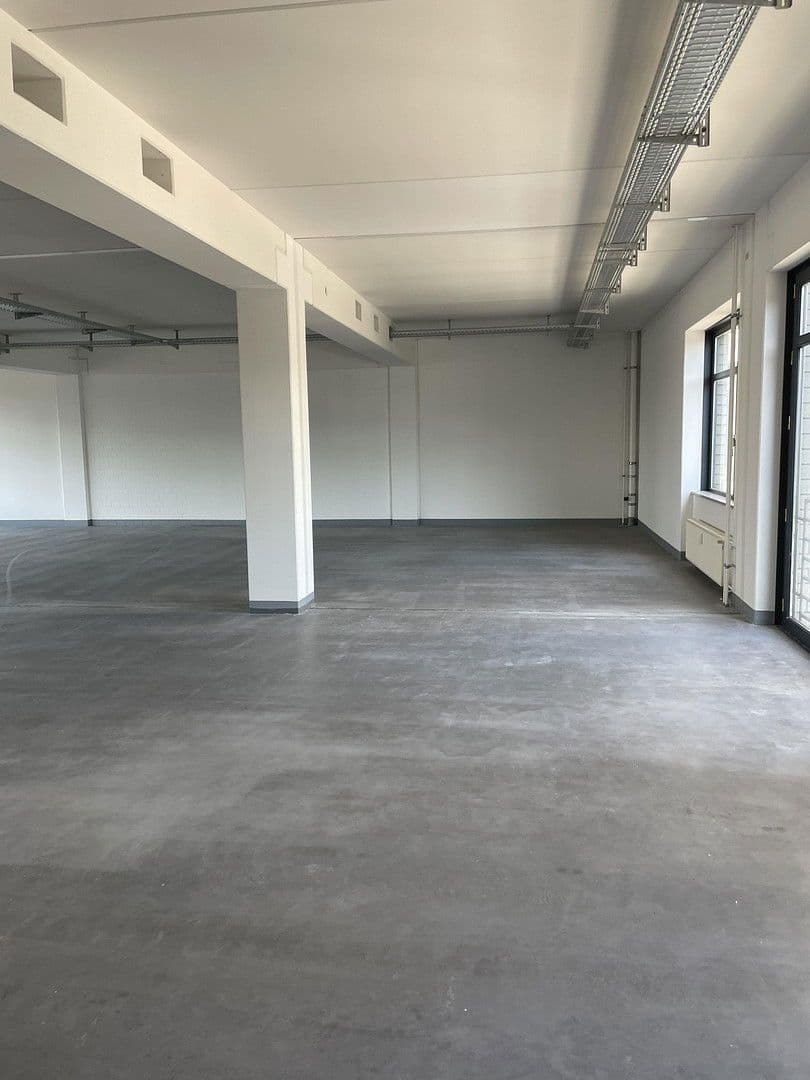 office to rent, 282 m², Döbelner Straße  4, Berlin-Hellersdorf, Berlin office to rent, 282 m², Döbelner Straße  4, Berlin-Hellersdorf, Berlin