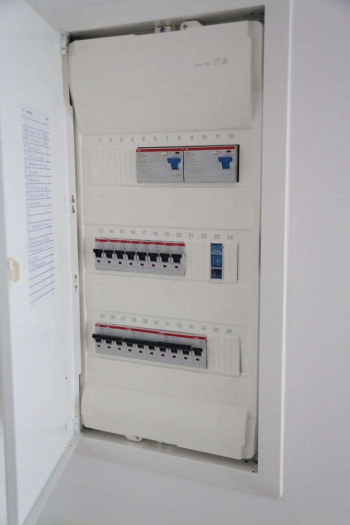 4 bedroom flat for sale, 92 m², Unterhaching, Bavaria 4 bedroom flat for sale, 92 m², Unterhaching, Bavaria