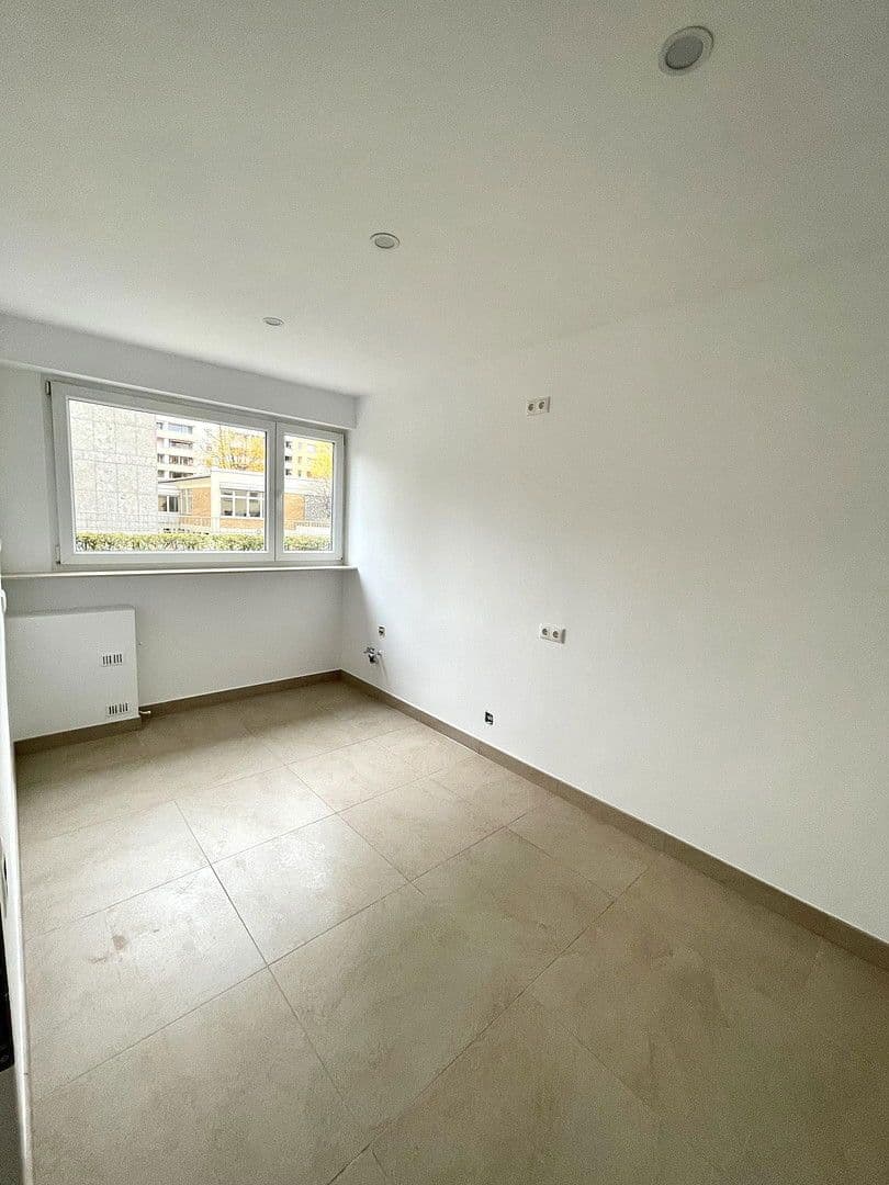 3 bedroom flat for sale, 84 m², Leonrodstraße 60, München, Bavaria 3 bedroom flat for sale, 84 m², Leonrodstraße 60, München, Bavaria