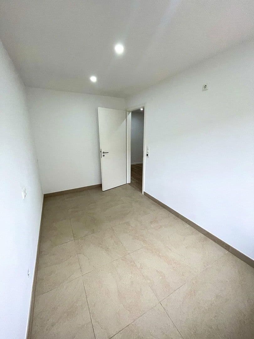 3 bedroom flat for sale, 84 m², Leonrodstraße 60, München, Bavaria 3 bedroom flat for sale, 84 m², Leonrodstraße 60, München, Bavaria