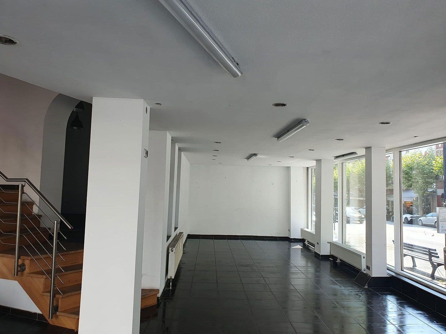 non-residential property to rent, 190 m², Straße der Republik 47, Wiesbaden Biebrich, Hesse non-residential property to rent, 190 m², Straße der Republik 47, Wiesbaden Biebrich, Hesse