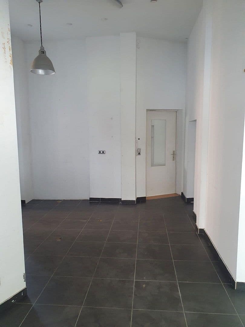 non-residential property to rent, 190 m², Straße der Republik 47, Wiesbaden Biebrich, Hesse non-residential property to rent, 190 m², Straße der Republik 47, Wiesbaden Biebrich, Hesse