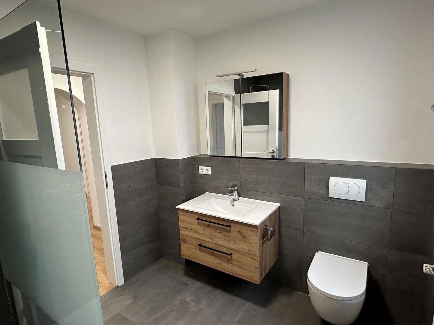 3 bedroom with open-plan kitchen flat to rent, 115 m², Großostheim, Bavaria 3 bedroom with open-plan kitchen flat to rent, 115 m², Großostheim, Bavaria