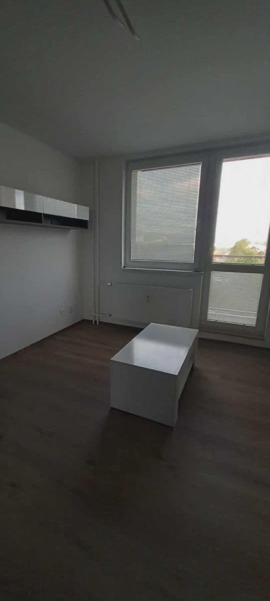 house for sale, 31 m², sídl. Dukelských hrdinů, Břeclav, Jihomoravský Region house for sale, 31 m², sídl. Dukelských hrdinů, Břeclav, Jihomoravský Region