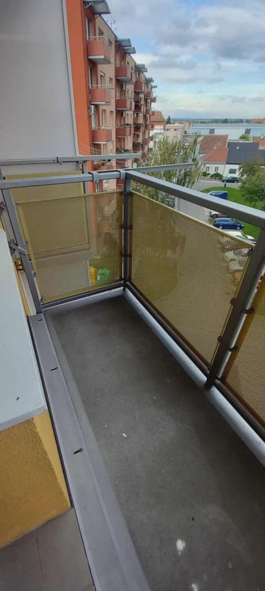 house for sale, 31 m², sídl. Dukelských hrdinů, Břeclav, Jihomoravský Region house for sale, 31 m², sídl. Dukelských hrdinů, Břeclav, Jihomoravský Region