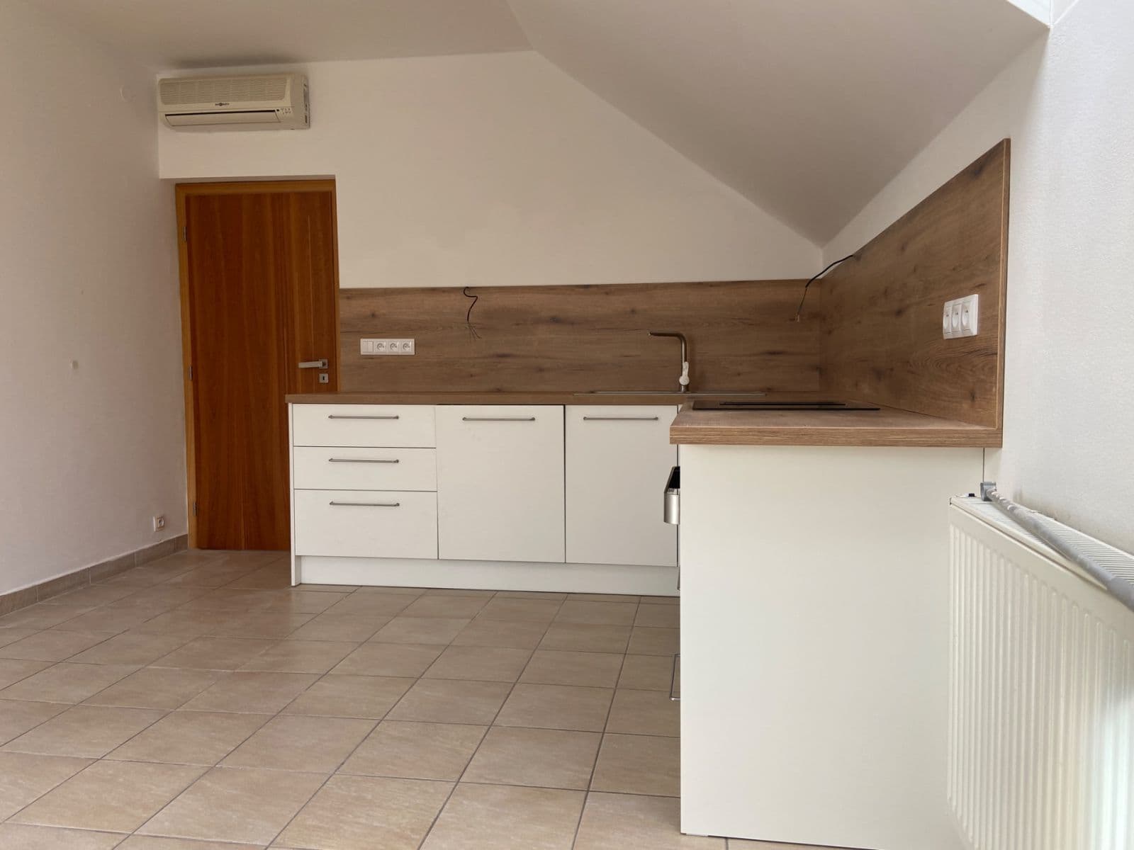 2 bedroom flat to rent, 100 m², Svinošice, Jihomoravský Region 2 bedroom flat to rent, 100 m², Svinošice, Jihomoravský Region