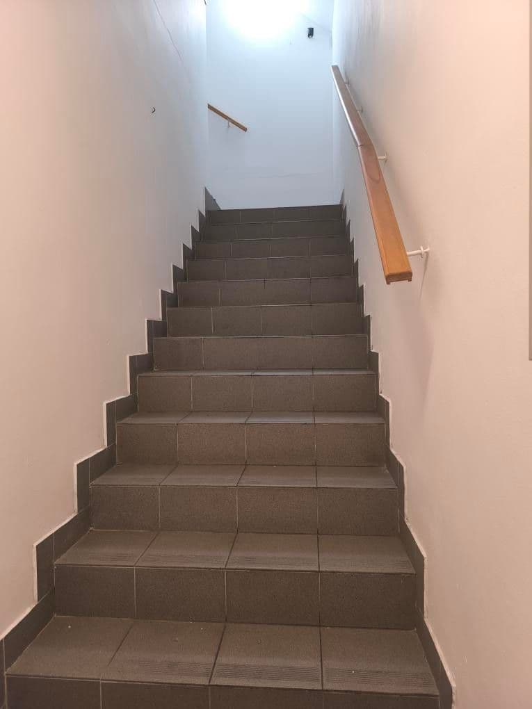 3 bedroom with open-plan kitchen flat to rent, 139 m², Bečovská, Prague, Prague 3 bedroom with open-plan kitchen flat to rent, 139 m², Bečovská, Prague, Prague