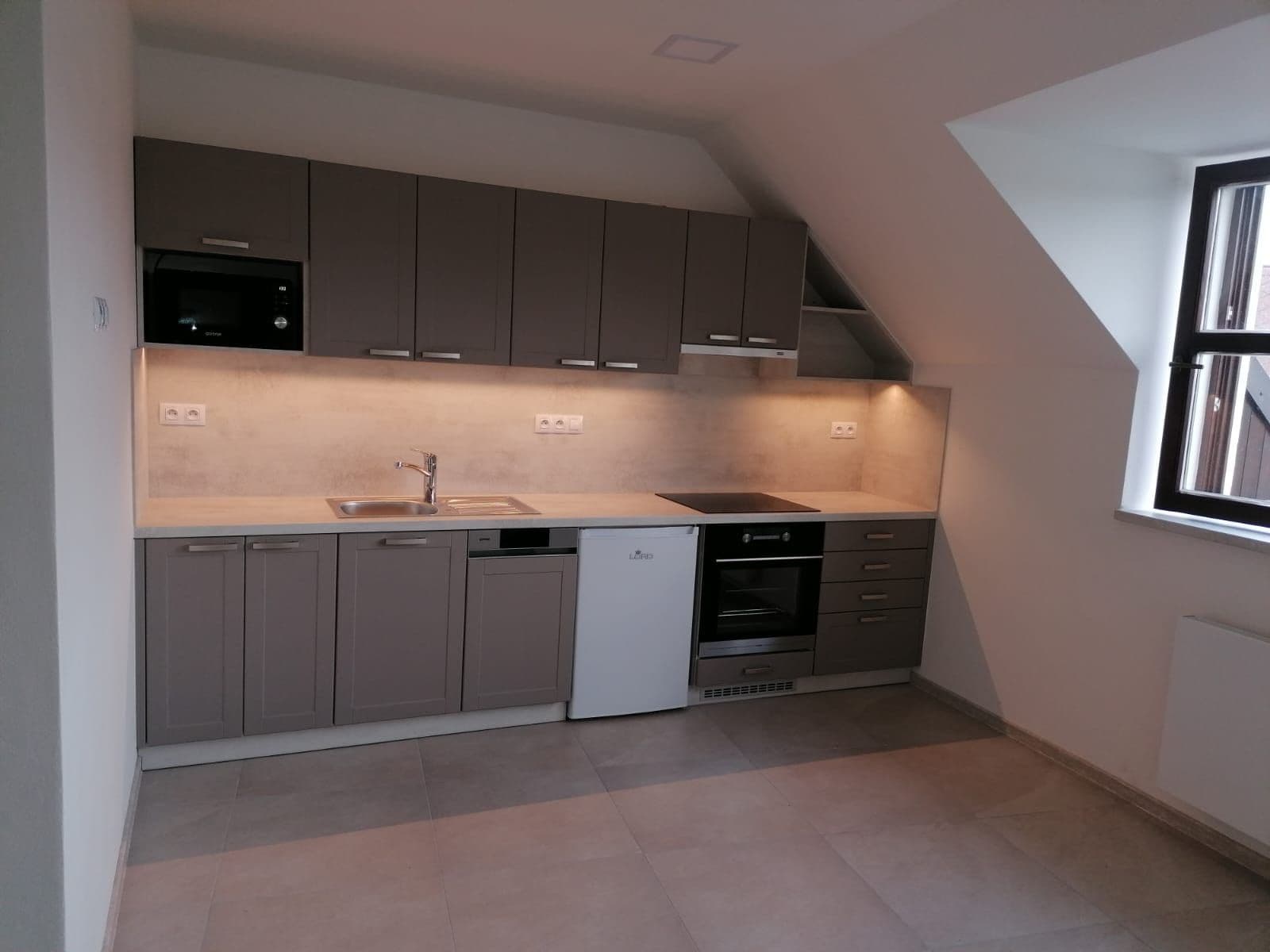 1 bedroom with open-plan kitchen flat to rent, 45 m², 4. května, Želechovice nad Dřevnicí, Zlínský Region 1 bedroom with open-plan kitchen flat to rent, 45 m², 4. května, Želechovice nad Dřevnicí, Zlínský Region