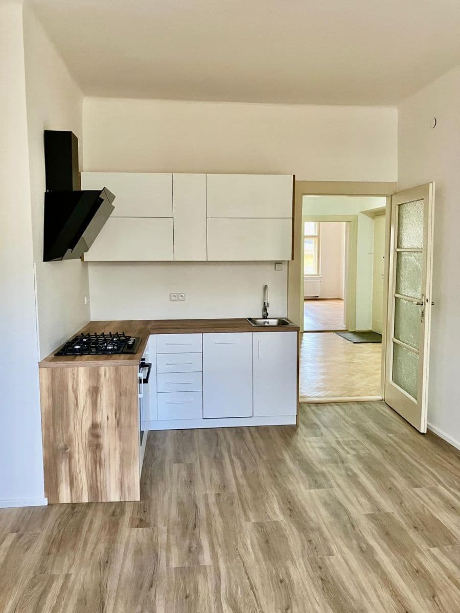 2 bedroom with open-plan kitchen flat to rent, 77 m², Přemyslovská, Prague, Prague 2 bedroom with open-plan kitchen flat to rent, 77 m², Přemyslovská, Prague, Prague