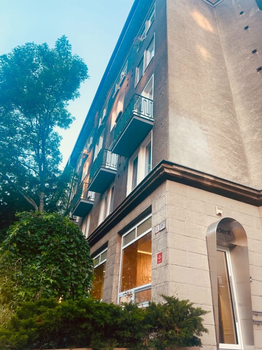 3 bedroom flat for sale, 56 m², Björnsonova, Bratislava - mestská časť Staré Mesto, Bratislavský Region 3 bedroom flat for sale, 56 m², Björnsonova, Bratislava - mestská časť Staré Mesto, Bratislavský Region