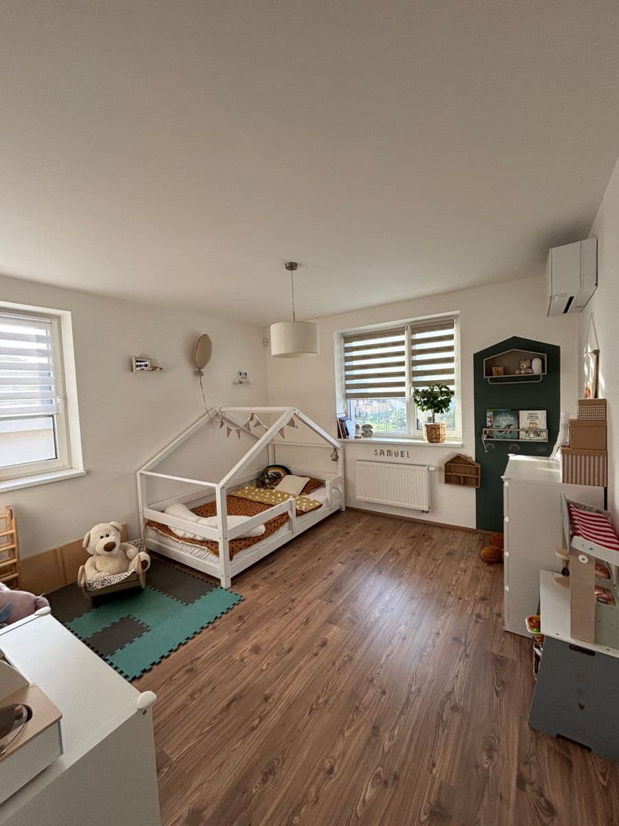 house for sale, 137 m², Modřínová, Zlonín, Středočeský Region house for sale, 137 m², Modřínová, Zlonín, Středočeský Region