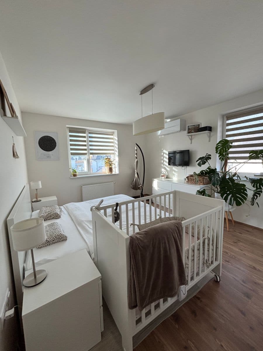 house for sale, 137 m², Modřínová, Zlonín, Středočeský Region house for sale, 137 m², Modřínová, Zlonín, Středočeský Region