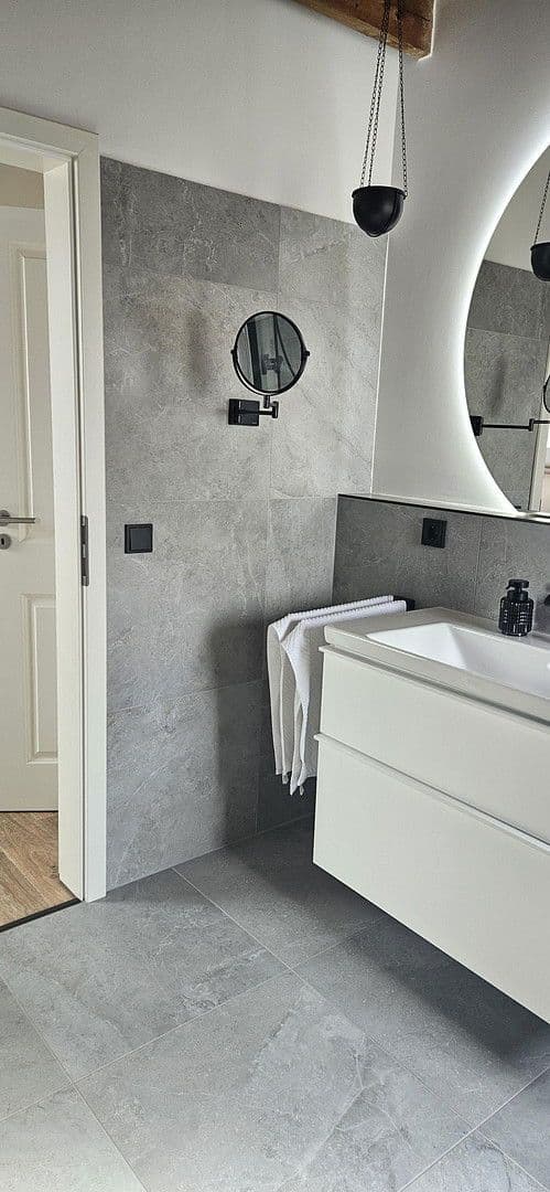 3 bedroom with open-plan kitchen flat for sale, 139 m², Duisburg, North Rhine-Westphalia 3 bedroom with open-plan kitchen flat for sale, 139 m², Duisburg, North Rhine-Westphalia