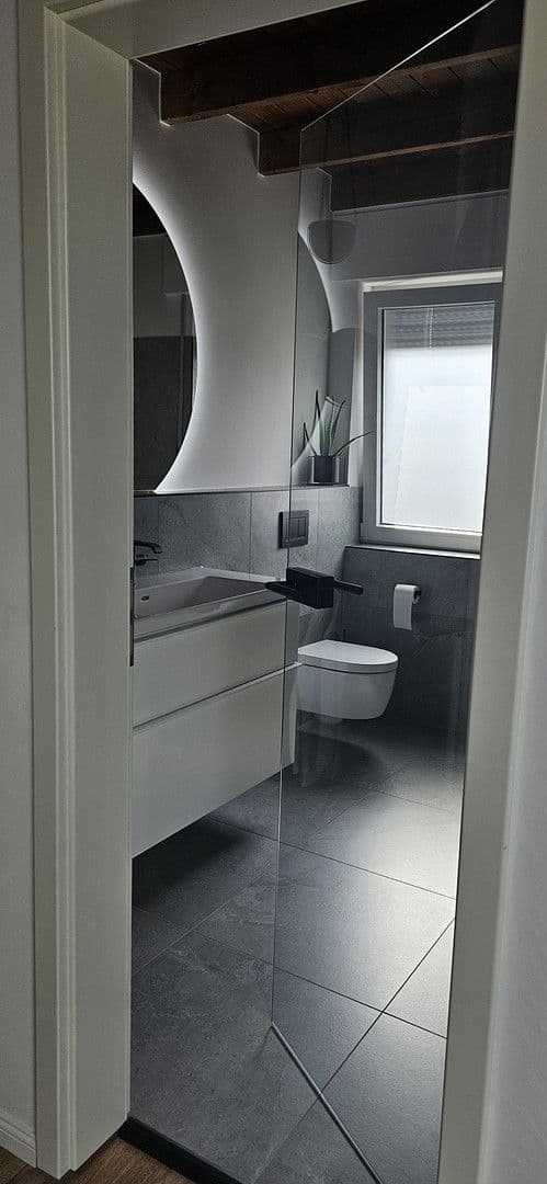 3 bedroom with open-plan kitchen flat for sale, 139 m², Duisburg, North Rhine-Westphalia 3 bedroom with open-plan kitchen flat for sale, 139 m², Duisburg, North Rhine-Westphalia