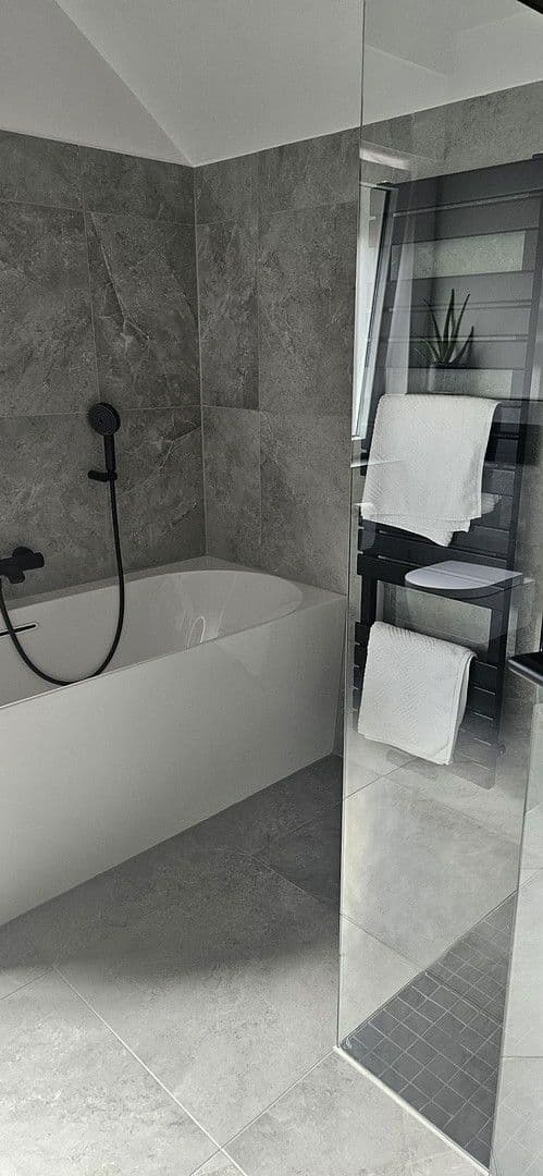 3 bedroom with open-plan kitchen flat for sale, 139 m², Duisburg, North Rhine-Westphalia 3 bedroom with open-plan kitchen flat for sale, 139 m², Duisburg, North Rhine-Westphalia