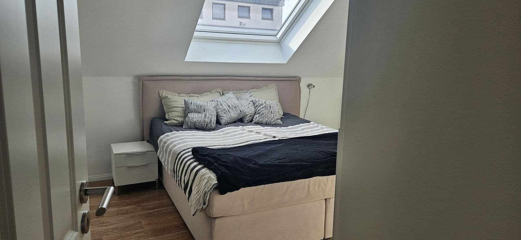 3 bedroom with open-plan kitchen flat for sale, 139 m², Duisburg, North Rhine-Westphalia 3 bedroom with open-plan kitchen flat for sale, 139 m², Duisburg, North Rhine-Westphalia