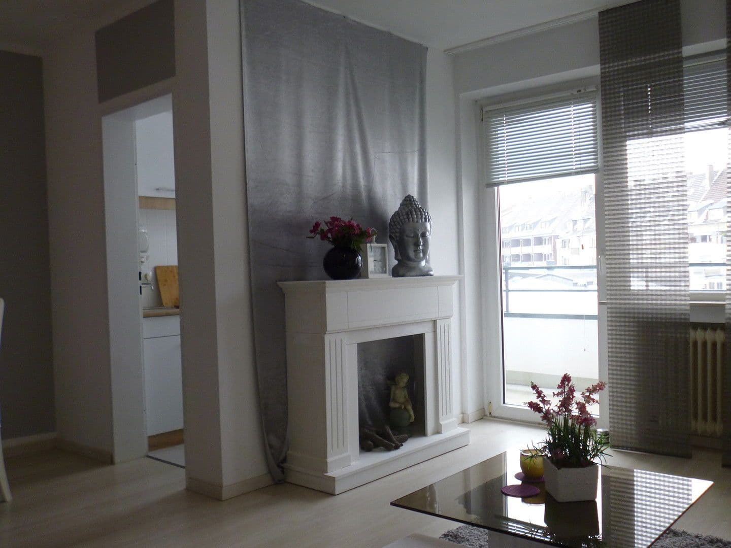 Studio flat to rent, 40 m², Martinstr, Düsseldorf, North Rhine-Westphalia Studio flat to rent, 40 m², Martinstr, Düsseldorf, North Rhine-Westphalia