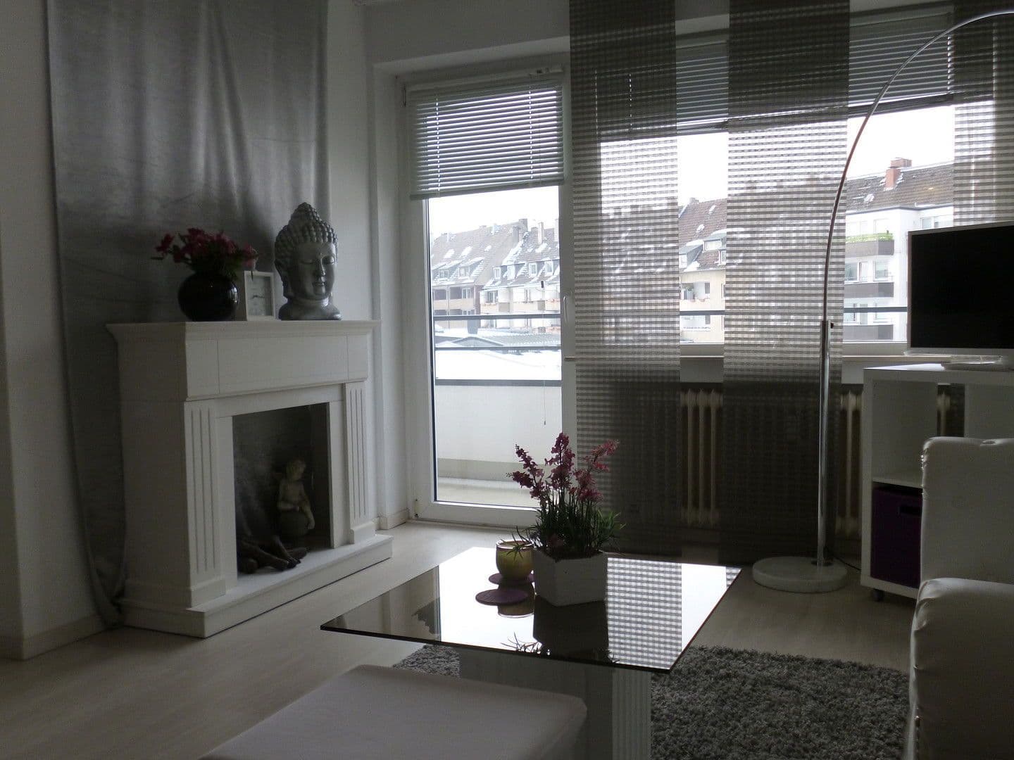 Studio flat to rent, 40 m², Martinstr, Düsseldorf, North Rhine-Westphalia Studio flat to rent, 40 m², Martinstr, Düsseldorf, North Rhine-Westphalia