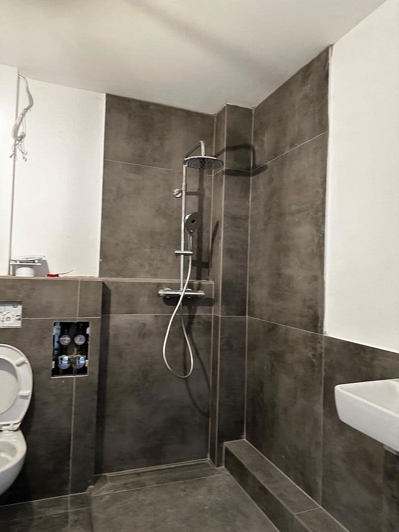 3 bedroom with open-plan kitchen flat to rent, 138 m², Essen, North Rhine-Westphalia 3 bedroom with open-plan kitchen flat to rent, 138 m², Essen, North Rhine-Westphalia