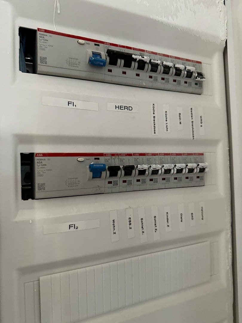 3 bedroom with open-plan kitchen flat to rent, 138 m², Essen, North Rhine-Westphalia 3 bedroom with open-plan kitchen flat to rent, 138 m², Essen, North Rhine-Westphalia