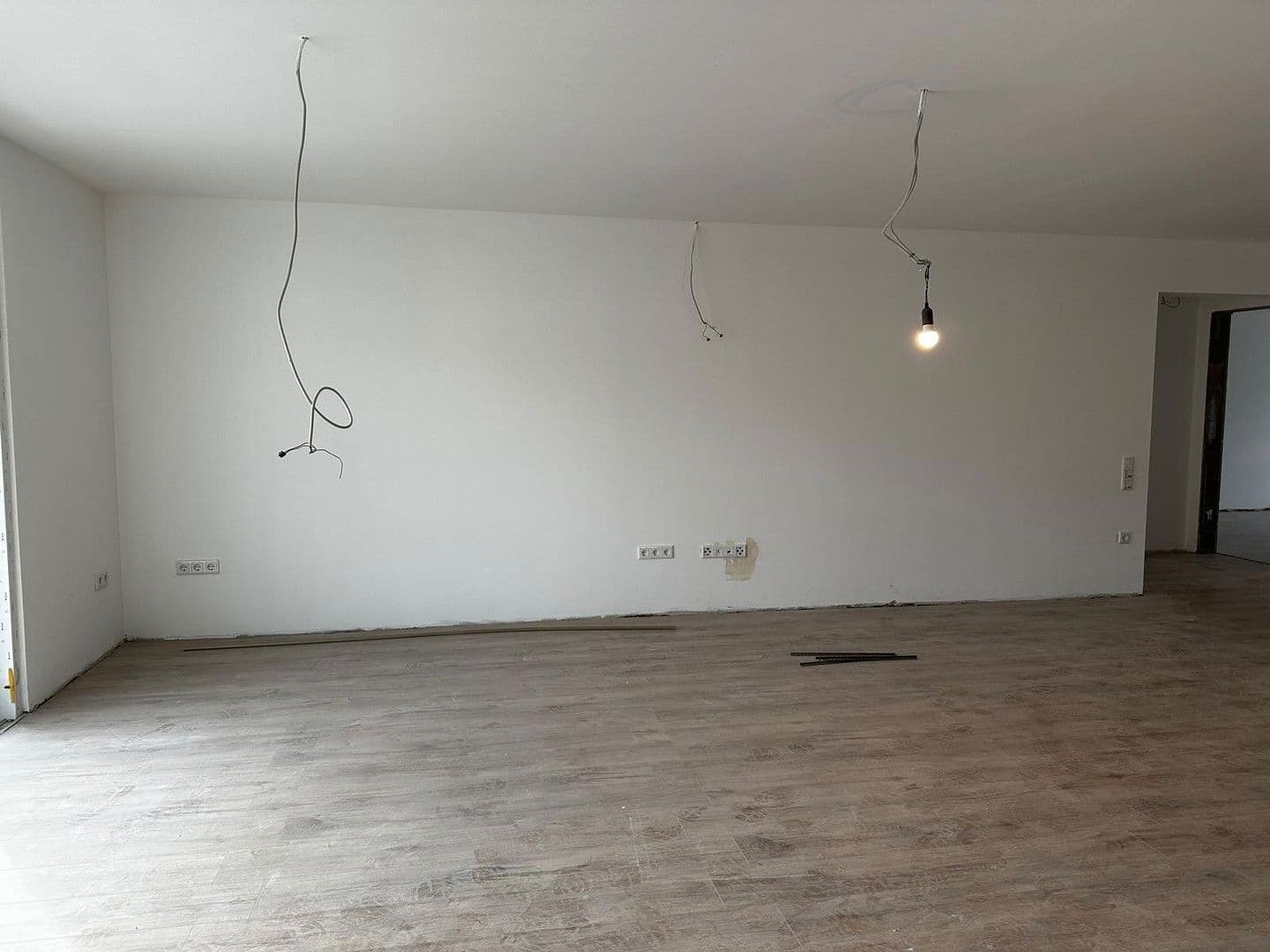 3 bedroom with open-plan kitchen flat to rent, 138 m², Essen, North Rhine-Westphalia 3 bedroom with open-plan kitchen flat to rent, 138 m², Essen, North Rhine-Westphalia