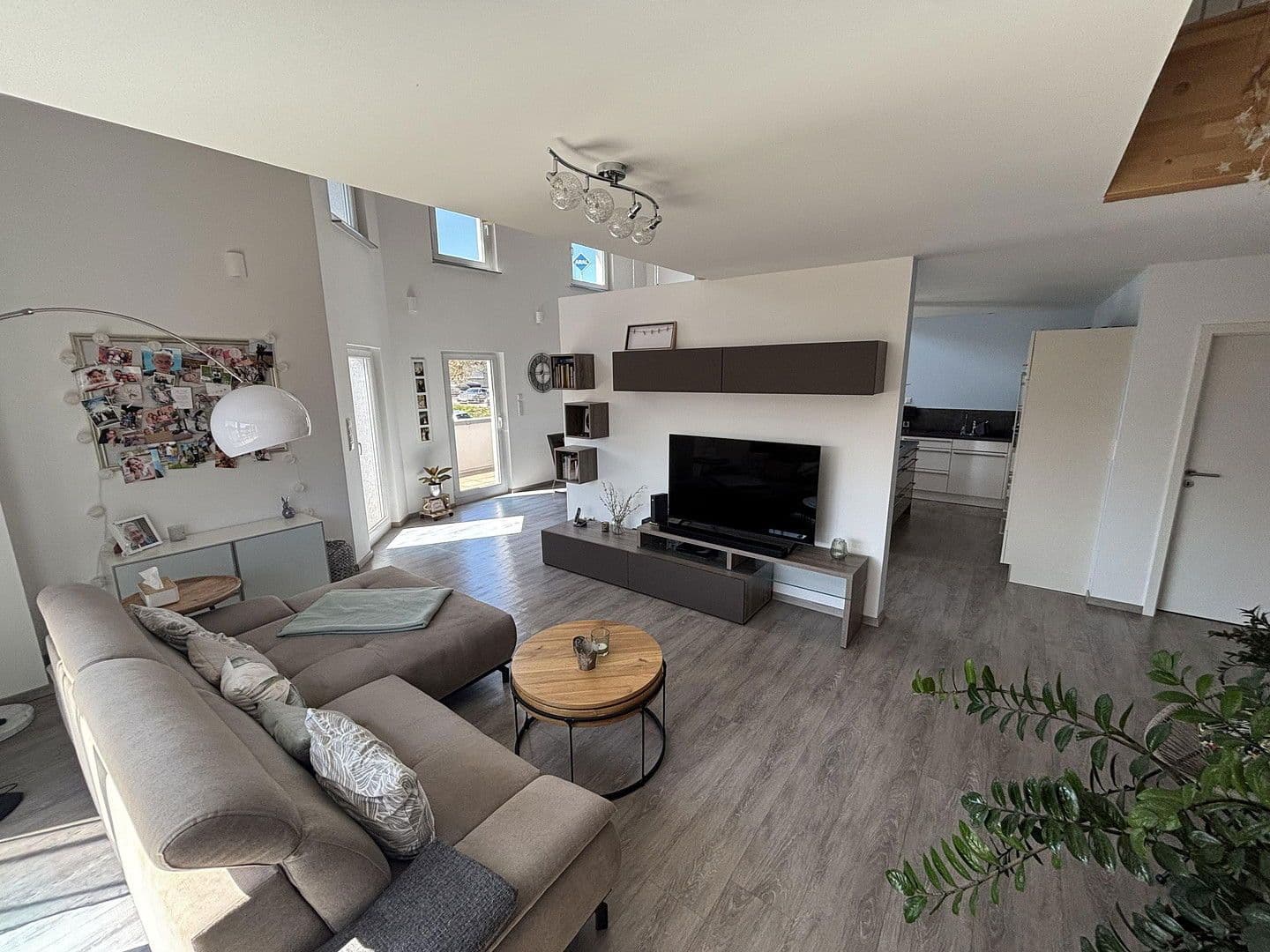 5 bedroom flat to rent, 185 m², Kieselbronner Straße 40, Pforzheim, Baden-Württemberg 5 bedroom flat to rent, 185 m², Kieselbronner Straße 40, Pforzheim, Baden-Württemberg