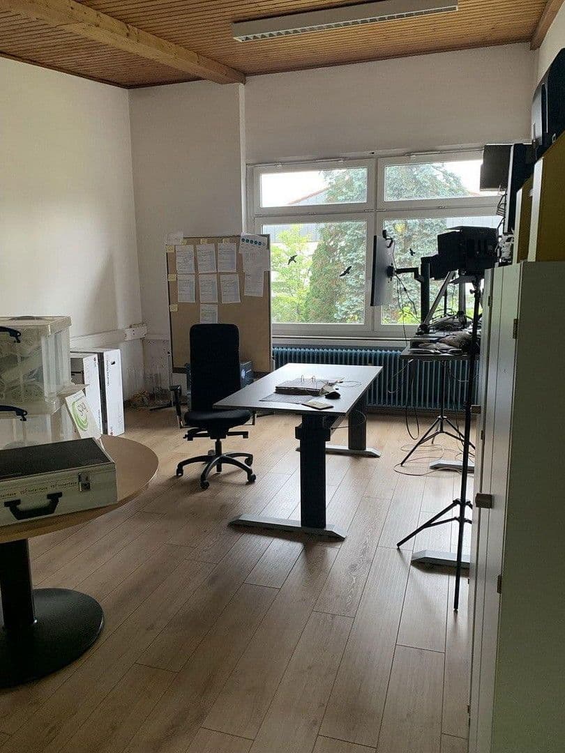 office to rent, 130 m², Bunsenstrasse 22, Böblingen, Baden-Württemberg office to rent, 130 m², Bunsenstrasse 22, Böblingen, Baden-Württemberg