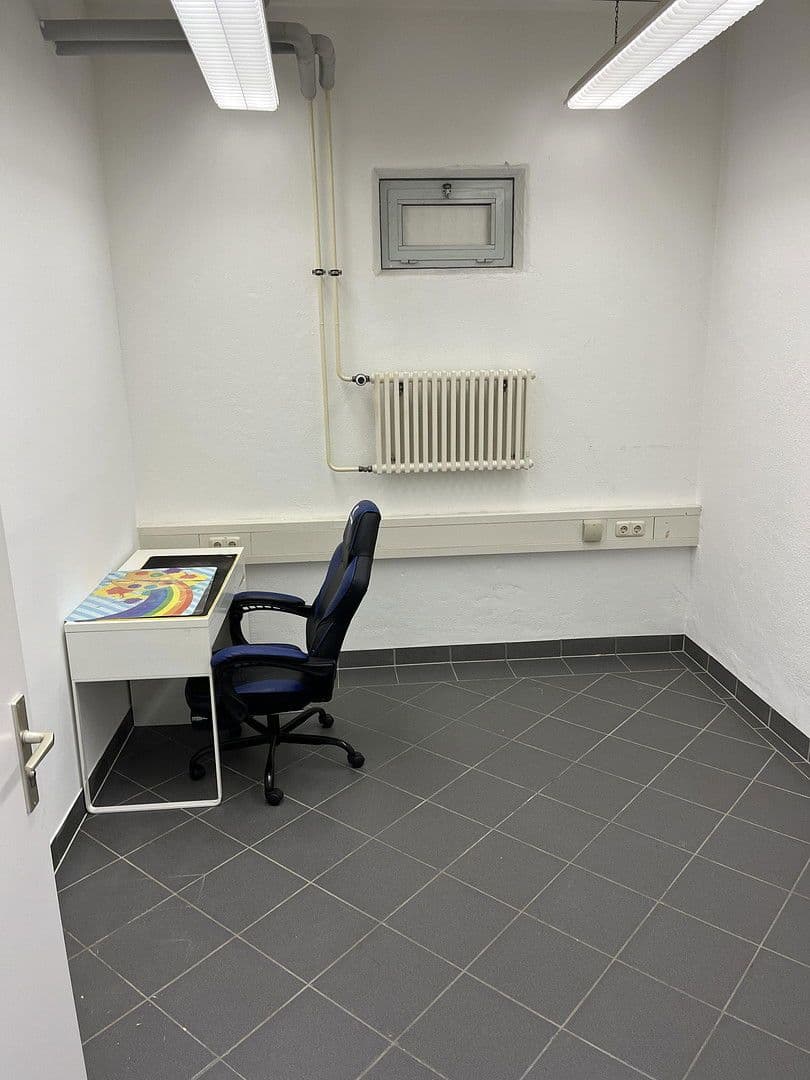 office to rent, 9 m², Seeweg 12, Schönefeld, Brandenburg office to rent, 9 m², Seeweg 12, Schönefeld, Brandenburg