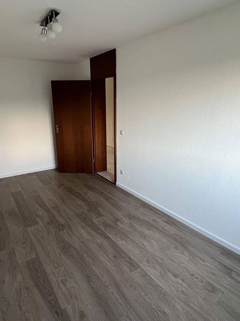 3 bedroom with open-plan kitchen flat for sale, 119 m², Weilimdorf, Baden-Württemberg 3 bedroom with open-plan kitchen flat for sale, 119 m², Weilimdorf, Baden-Württemberg