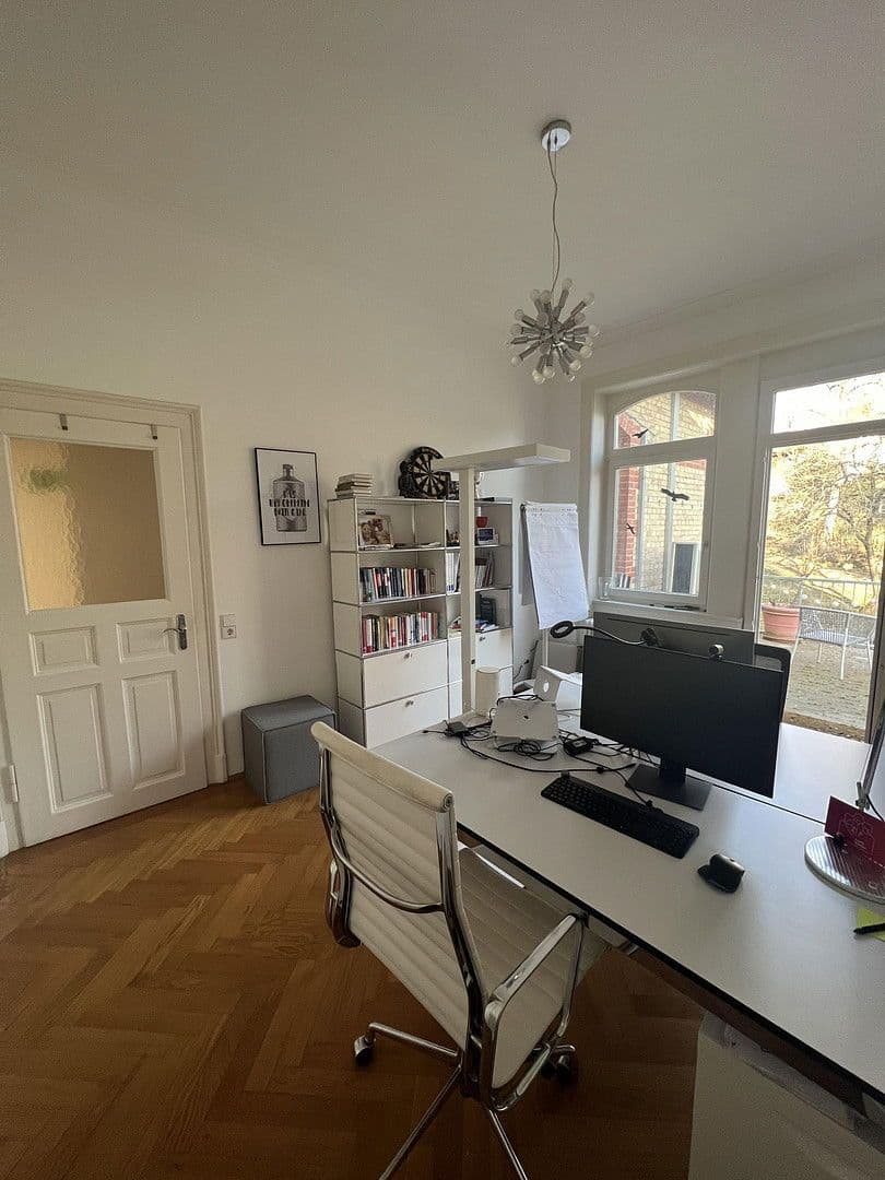 office to rent, 21 m², Stuttgart, Baden-Württemberg office to rent, 21 m², Stuttgart, Baden-Württemberg